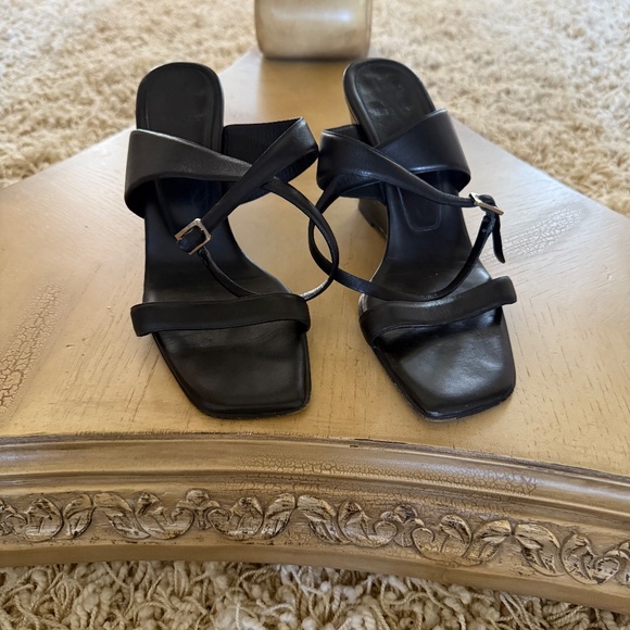 Bally Black Leather Wedge Sandals Square Toe Ankle Strap Size 37 6.5 Medium - Picture 2 of 7